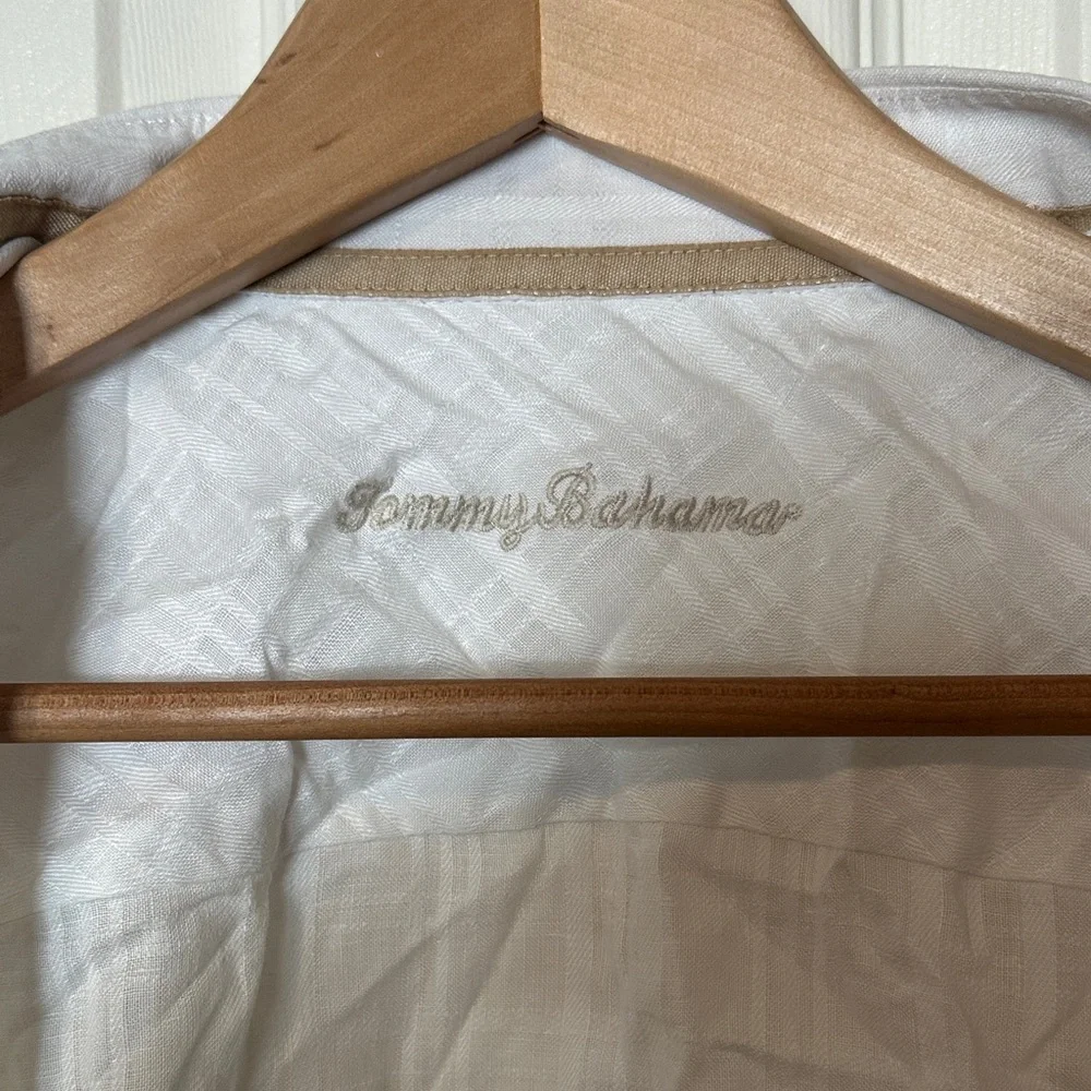 100 % linen Tommy Bahama Cream Textured Shirt - Picture 2 of 11